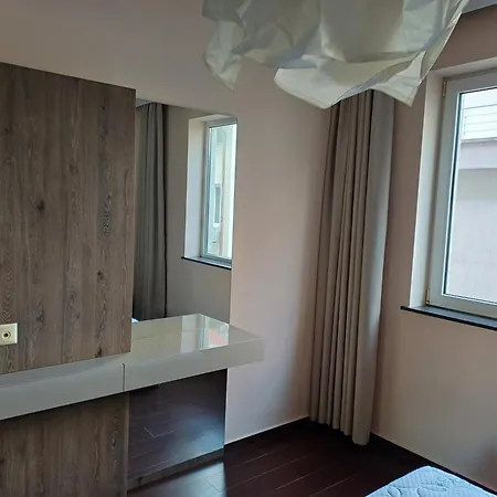 и анхиало 게스트하우스 포마리