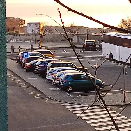 и анхиало 게스트하우스 포마리