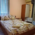 招待所 и анхиало 3*