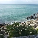 بيت ضيافة и анхиало