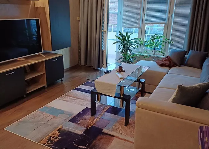 и анхиало Гостевой дом *