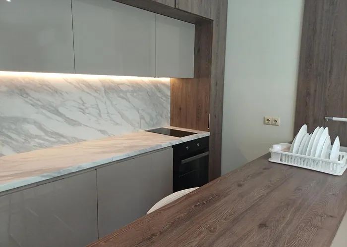 и анхиало Гостевой дом *