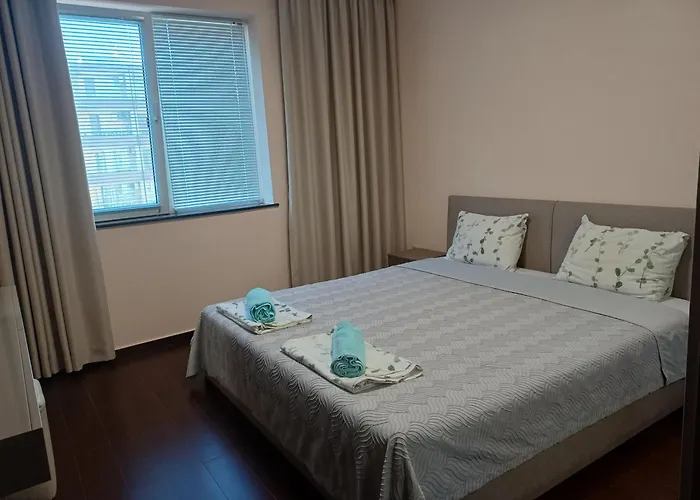 и анхиало Гостевой дом *